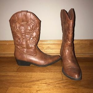 Madden girl cowgirl boots